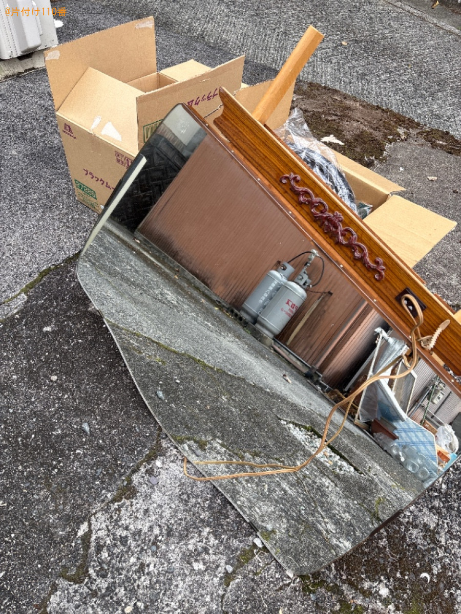 五月人形、日本人形、ぬいぐるみ、くし、鏡、ガラスケース等の回収